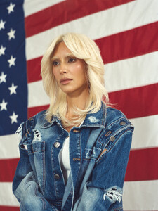Interview_Sept22_Kim-Kardashian_6-scaled.jpg