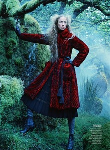 Jansson_US_Vogue_September_2015_03.thumb.jpg.f940fc0f2c4d4c502f73c2fa2634ada6.jpg
