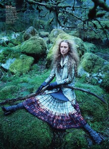 Jansson_US_Vogue_September_2015_11.thumb.jpg.44a0d949fb52a57488adcd5a1ffc0cf5.jpg