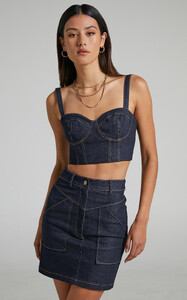 Jayeleh_Denim_Skirt_in_Indigo_Wash_2528SB22060003032529_1.jpg