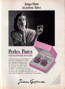 JeanneGatineauPerlesAdpetraDe0587.thumb.jpg.9457fac8dce8a451fc4e5f41f67caa28.jpg
