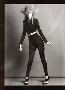 Mistress-In-Monochrome14.thumb.jpg.1b14504865133f33bded68fc4e752f18.jpg