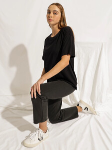 NU23261BLK-1-2_5000x_1.jpg