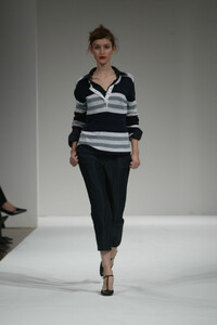 Nicole_Farhi_SS2003_02.jpg