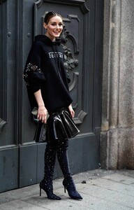 Olivia-Palermo---Milan-Fashion-Week-Womenswear-Fall-Winter-2023-2024-02.jpg