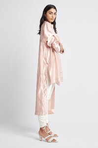 S11-21AW1066_Gracious_Long_Line_Shirt_Blush-21281-Aje-1321.jpeg