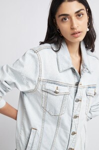 S13-21AW2018_Dylan_Denim_Bleach_Jacket_Bleached_Indigo-21281-Aje-1881_1.jpeg