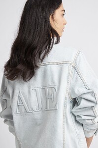 S13-21AW2018_Dylan_Denim_Bleach_Jacket_Bleached_Indigo-21281-Aje-1898.jpeg