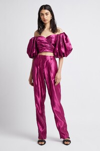 S33-21AW1141_Gracious_Off_Shoulder_Top_Fuchsia-21281-Aje-0297.jpeg