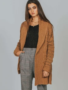 Serene_Cardi_Free_People1.thumb.webp.6a1256292ee3c3444608aeb1ad543404.webp