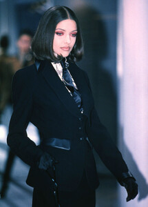 Thierry_Mugler_FW1996_05.jpg