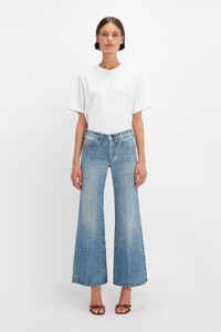 VictoriaBeckham_EdieJeanInCaliforniaWash_Blue_1123DJE004286B_2700_4050_247_WHITE_LR_Front_Model1_JPG_2048x.jpeg