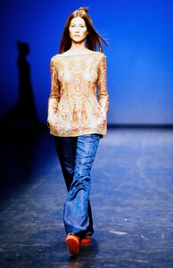 Vivienne-Tam-FW-98-15.thumb.jpg.1cd5e45681aaa1c4a5bdf59b849b2c07.jpg