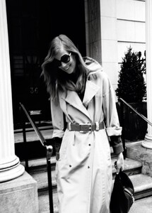 Vogue_Paris-March_2016-Lexi_Boling-by-Angelo_Pennetta-10.thumb.jpg.92f6e3c581482444f2ff67ac7a40eacc.jpg
