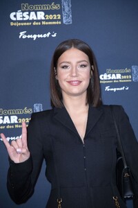 adele-exarchopoulos-at-cesar-2022-nominee-luncheon-in-paris-02-06-2022-5.jpg