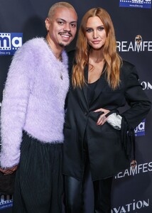 ashlee-simpson-and-evan-ross-at-the-loneliest-boy-in-the-world-screening-in-los-angeles-10-12-2022-6.jpg