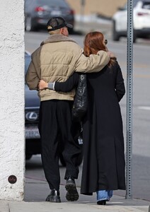 ashlee-simpson-and-evan-ross-out-for-lunch-date-in-studio-city-02-18-2023-1.jpg