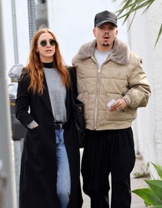 ashlee-simpson-and-evan-ross-out-for-lunch-date-in-studio-city-02-18-2023-3.jpg