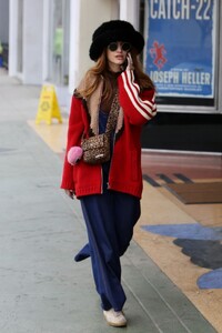 ashlee-simpson-and-evan-ross-out-shopping-in-studio-city-12-27-2022-5.jpg