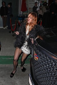 ashlee-simpson-leaves-a-post-grammy-party-in-beverly-hills-02-05-2023-4.jpg