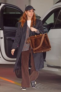 ashlee-simpson-out-and-about-in-beverly-hills-01-23-2023-3.jpg