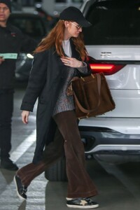 ashlee-simpson-out-and-about-in-beverly-hills-01-23-2023-5.jpg