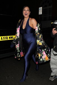 ashley-graham-at-richard-quinn-at-seymour-leisure-centre-at-london-fashion-week-02-18-2023-0.jpg