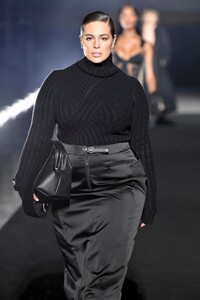 ashley-graham-walks-runway-at-boss-ready-to-wear-spring-summer-2023-show-at-milan-fashion-week-09-22-2022-4.jpg