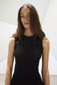 backstage-defile-coperni-automne-hiver-2021-2022-paris-coulisses-96.thumb.jpg.915f00c3c39d7f9f44ca1885d4469502.jpg