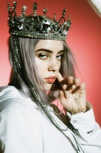 billie-eilish-galore-magazine-2018-8.jpg