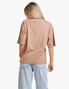 caden-tee-league-washed-camel-abss082263249-0984218001673230088.jpg