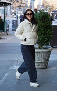 camila-mendes-out-in-new-york-02-10-2023-0.jpg