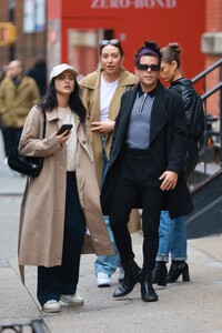 camila-mendes-out-with-her-boyfriend-and-friends-in-new-york-02-12-2023-4.jpg