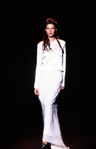 carolina-herrera-fw-98-4.thumb.jpg.ded47a9dd40ea8534bba60ccb5a04abc.jpg