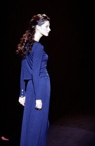 carolina-herrera-fw-98-8.thumb.jpg.fc985a20086d29443b0f331866640b49.jpg