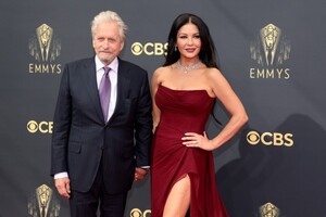 catherine-zeta-jones-at-73rd-primetime-emmy-awards-in-los-angeles-09-19-2021-0.jpg