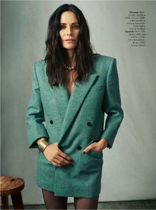 courteney-cos-in-the-sunday-times-style-magazine-february-2022-4.jpg