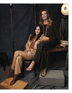 courteney-cox-and-faith-hill-in-variety-magazine-actors-on-actors-june-2022-1.jpg