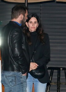 courteney-cox-and-johnny-mcdaid-leaves-nobu-in-malibu-04-26-2022-5.thumb.jpg.7f067e5d2185dafcc7028b60134cf399.jpg