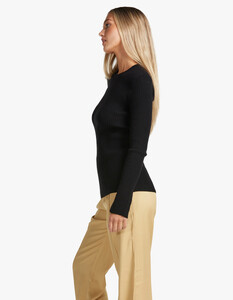 curtis-top-black-supw22061-0683143001662683040.jpg