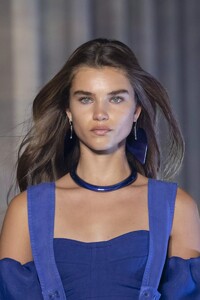 detail-defile-isabel-marant-printemps-ete-2021-paris-detail-75.thumb.jpg.9d6cb07af60b6a11af285ef5a80931d9.jpg