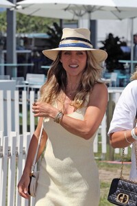 elsa-pataky-zara-tindall-delfina-blaquier-amanda-abate-liz-cantor-laura-dundovic-magic-millions-polo-2023-on-the-gold-coast-01-08-2022-6.jpg