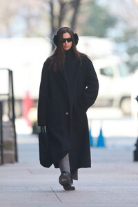 irina-shayk-out-and-about-in-new-york-02-01-2023-0.jpg