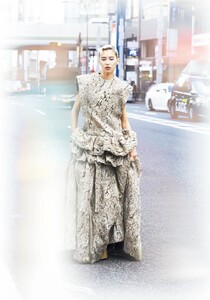 iris-law-for-vogue-magazine-japan-february-2023-6.jpg