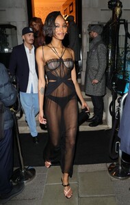 jourdan-dunn-leaves-a-bafta-afterparty-in-london-02-19-2023-3.jpg