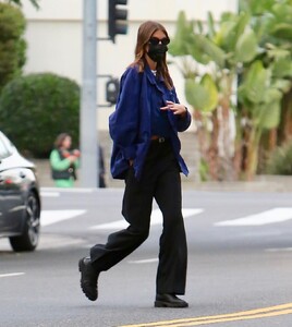 kaia-gerber-out-and-about-in-los-angeles-01-14-2023-1.jpg