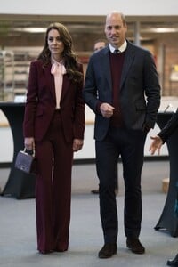 kate-middleton-and-prince-william-at-greentown-llabs-in-somerville-12-01-2022-0.jpg