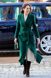 kate-middleton-visits-university-of-leeds-in-leeds-01-31-2023-15.jpg