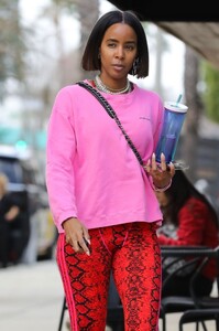 kelly-rowland-out-on-valentine-s-day-in-los-angeles-02-14-2023-6.jpg