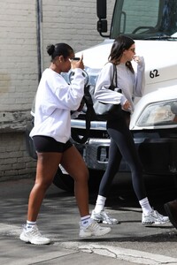 kendall-jenner-and-justine-skye-out-for-breakfast-at-croft-alley-in-los-angeles-02-10-2023-0.jpg